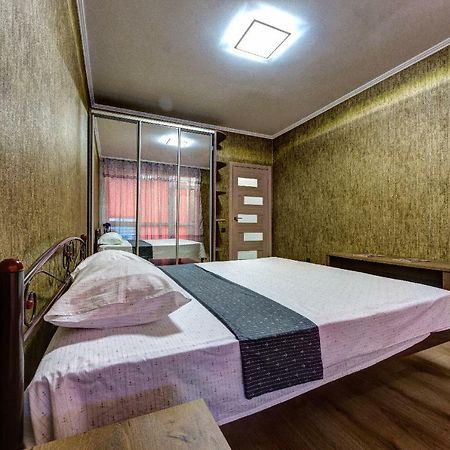 Apartments Near Shevchenko Boulevard Kiev Dış mekan fotoğraf